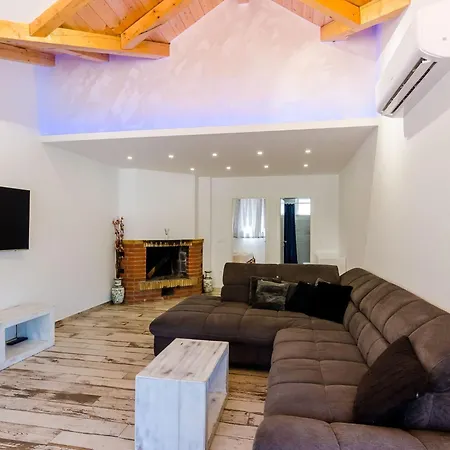 Appartement Dub - One-bedroom With Terrace And Hot Tub